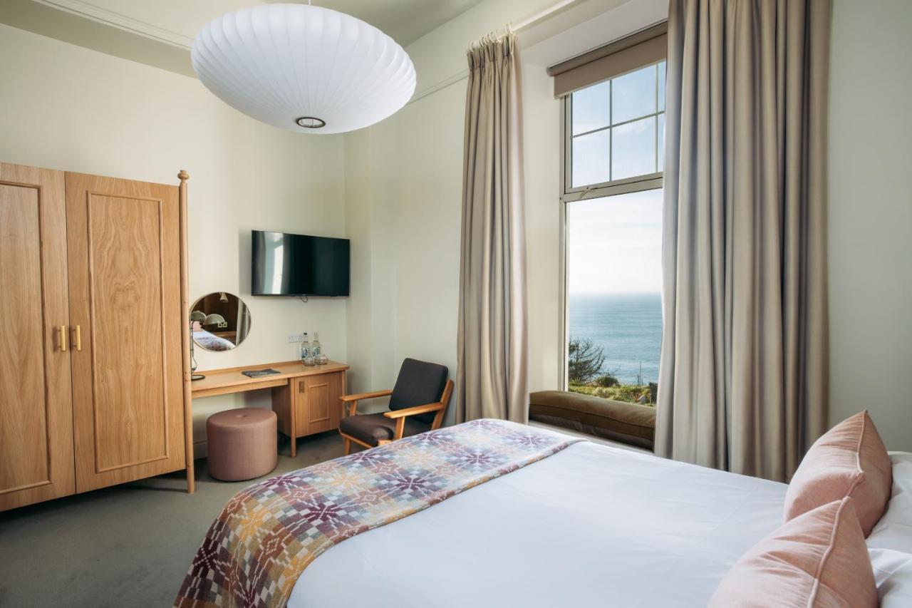 Polurrian On The Lizard Hotel Mullion Exterior photo