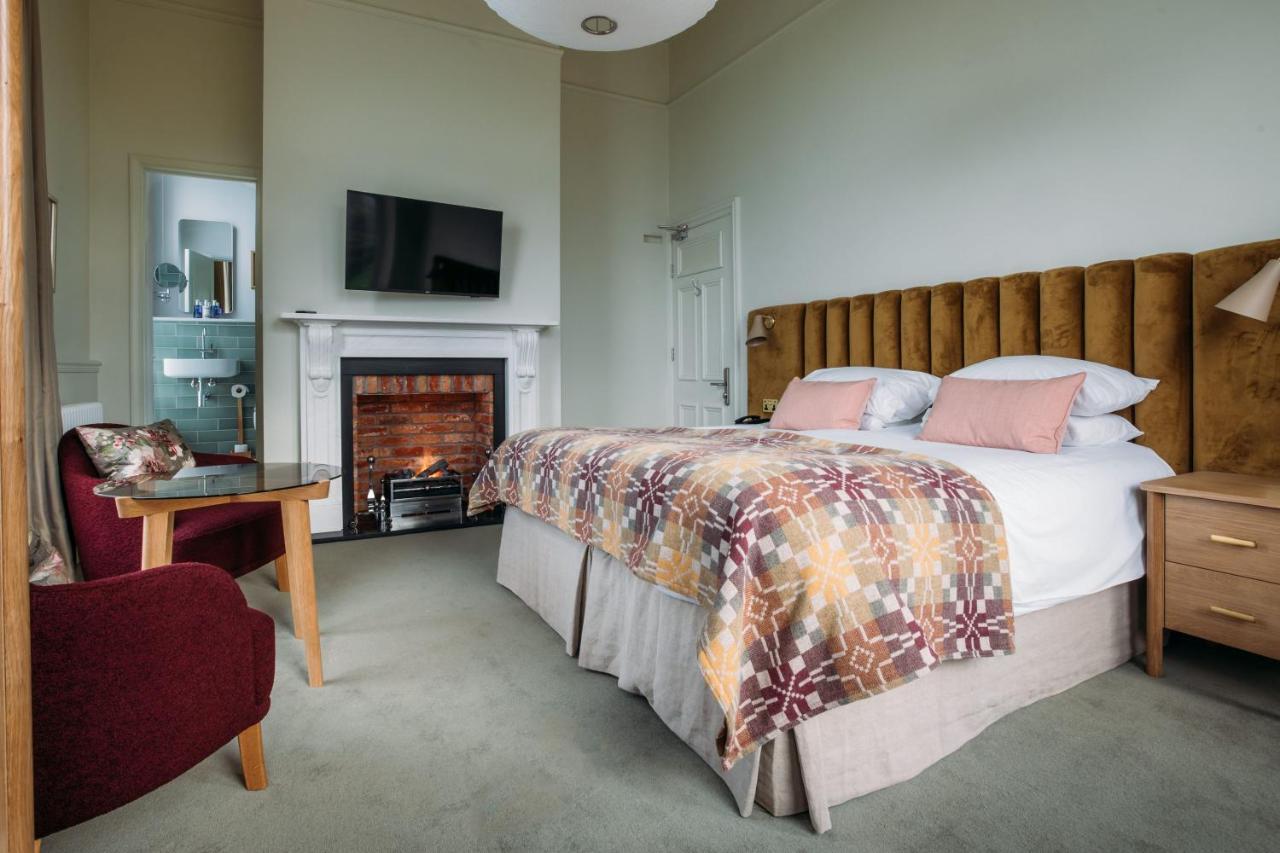 Polurrian On The Lizard Hotel Mullion Exterior photo